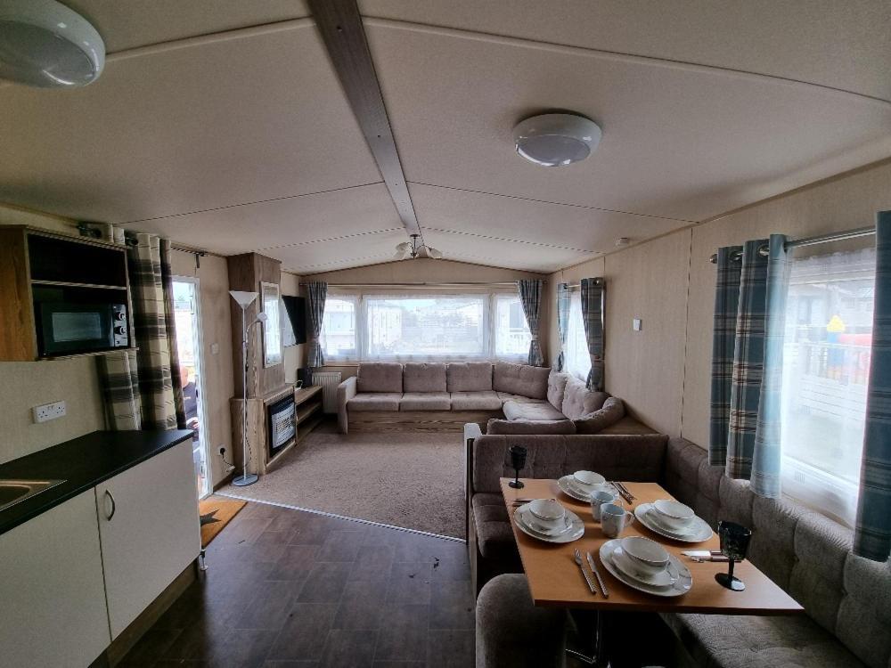 Willow-Static Caravan On Holiday Park Near Margate, Kent Hotel Birchington-on-Sea Bagian luar foto