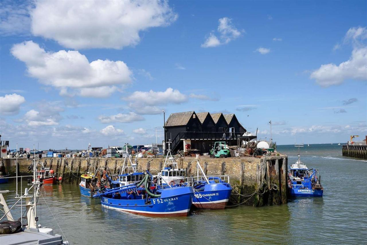 Willow-Static Caravan On Holiday Park Near Margate, Kent Hotel Birchington-on-Sea Bagian luar foto